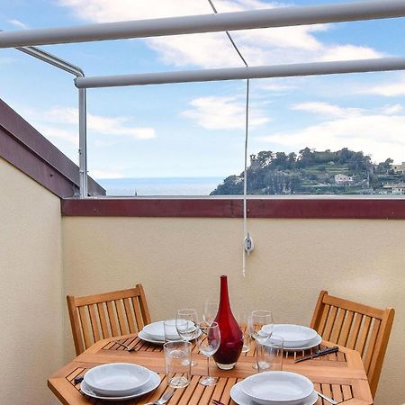 Beautiful Apartment In Moneglia With Kitchen Exterior foto